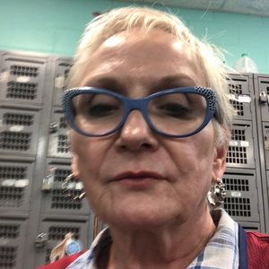 Meet your Posher, Beverly